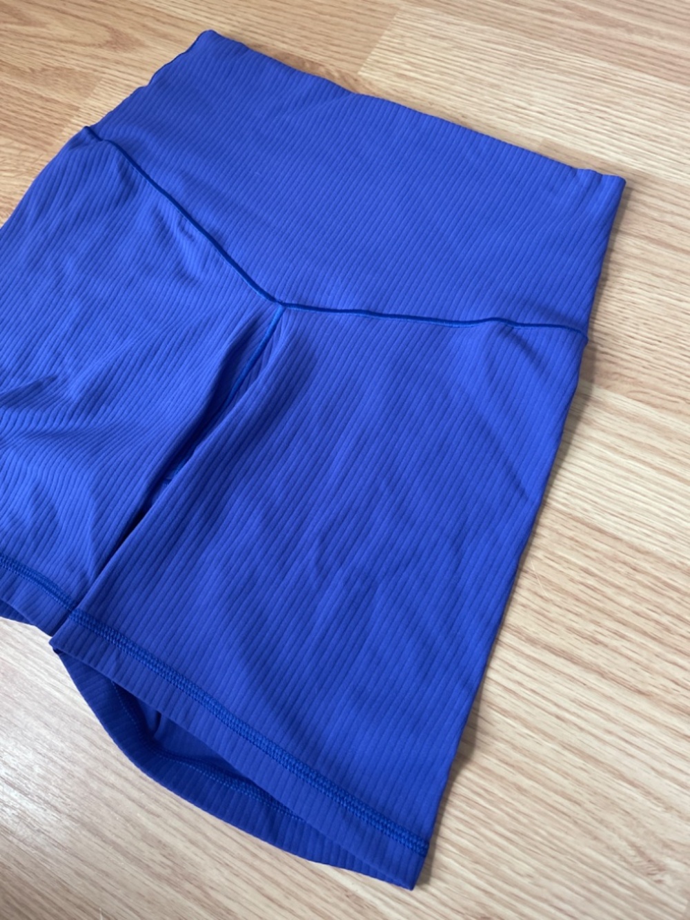 Offline by Aerie Purple Ribbed High Waisted Biker 5” Inseam Shorts Size Medium - Picture 2 of 7